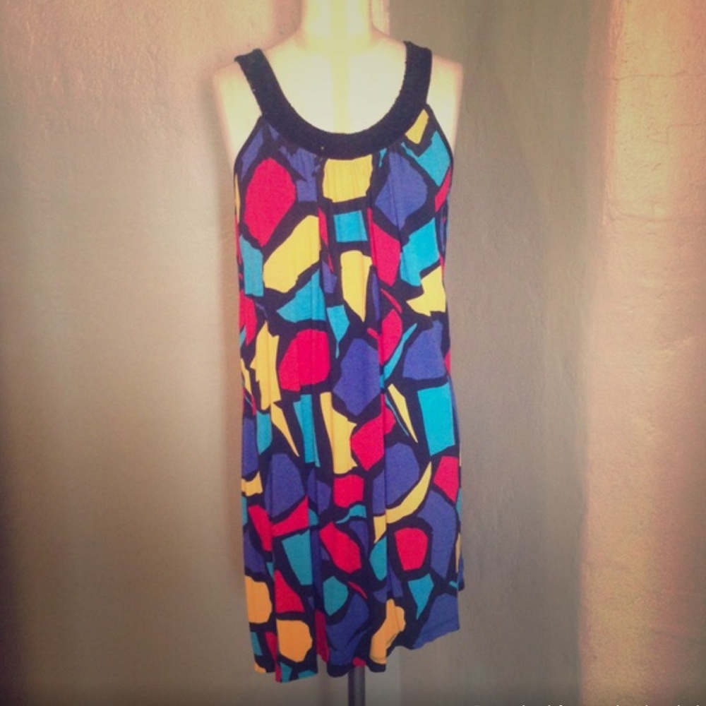 Colorful sequined neckline party dress!